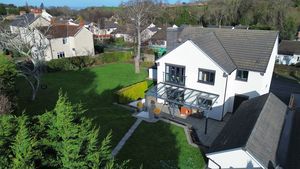 Photo 33- click for photo gallery